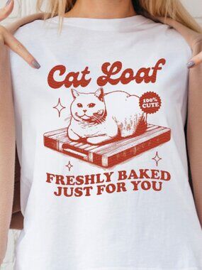 Cat Loaf Funny Cat Tee, Trendy Vintage Retro Cat Lover Design Shirt